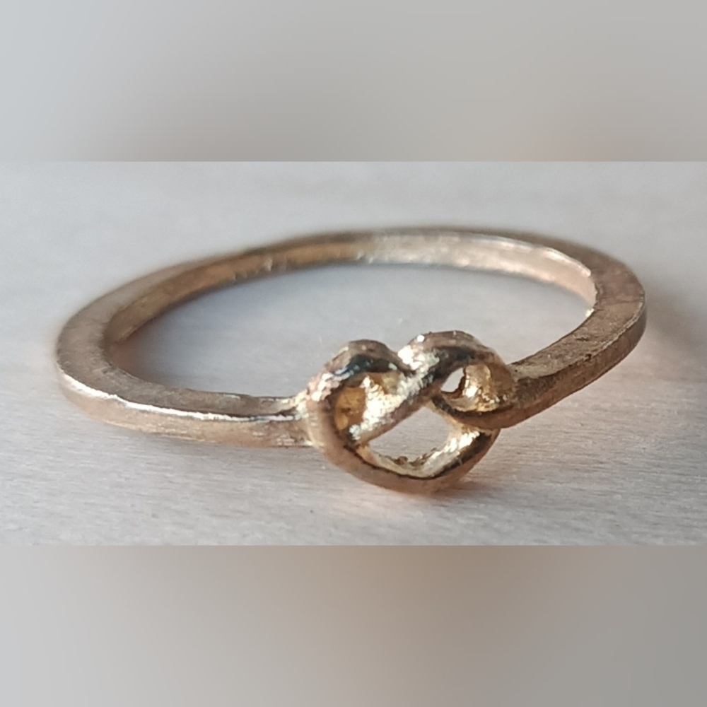 Delicate Gold Heart Knot Ring - Women Jewelry